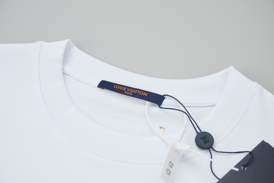 Simple letter printing t-shirt Simple letter printing t-shirt