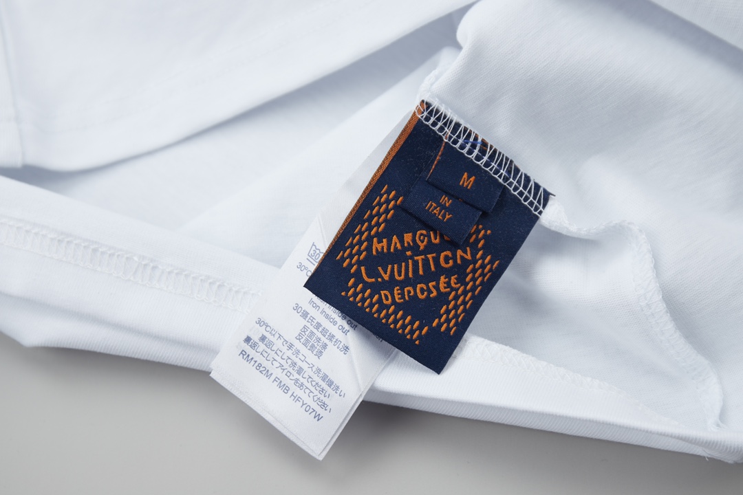 Simple letter printing t-shirt Simple letter printing t-shirt