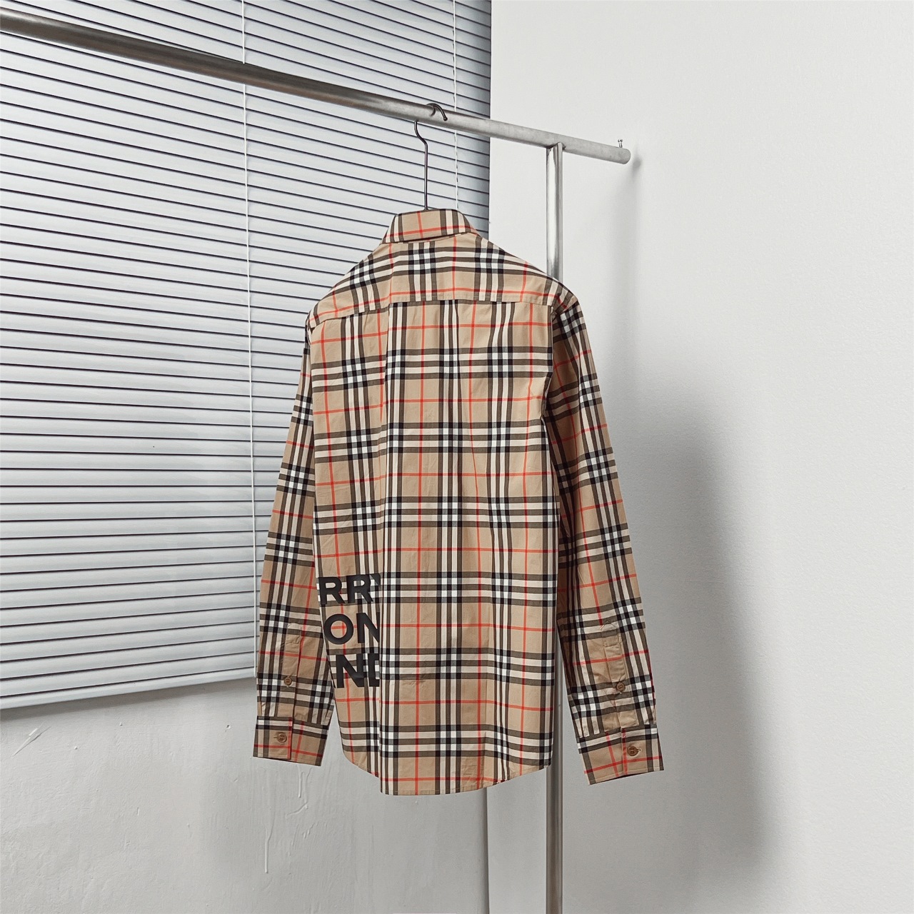 Classic striped letter print shirt Classic striped letter print shirt