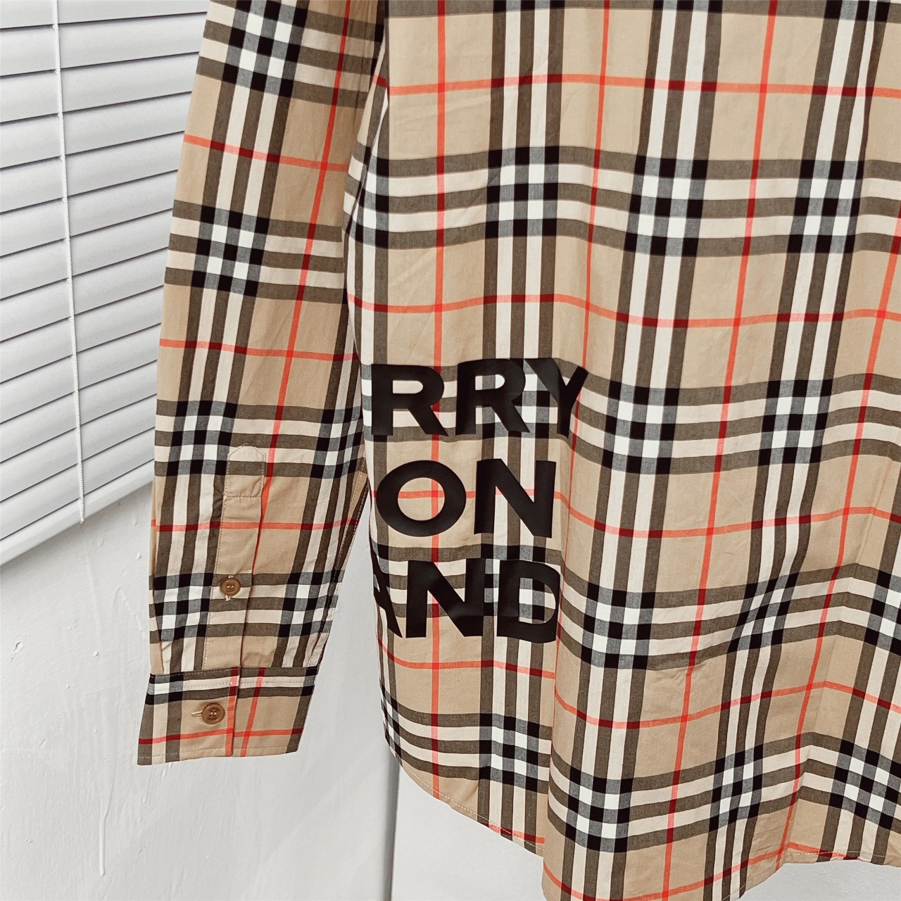 Classic striped letter print shirt Classic striped letter print shirt