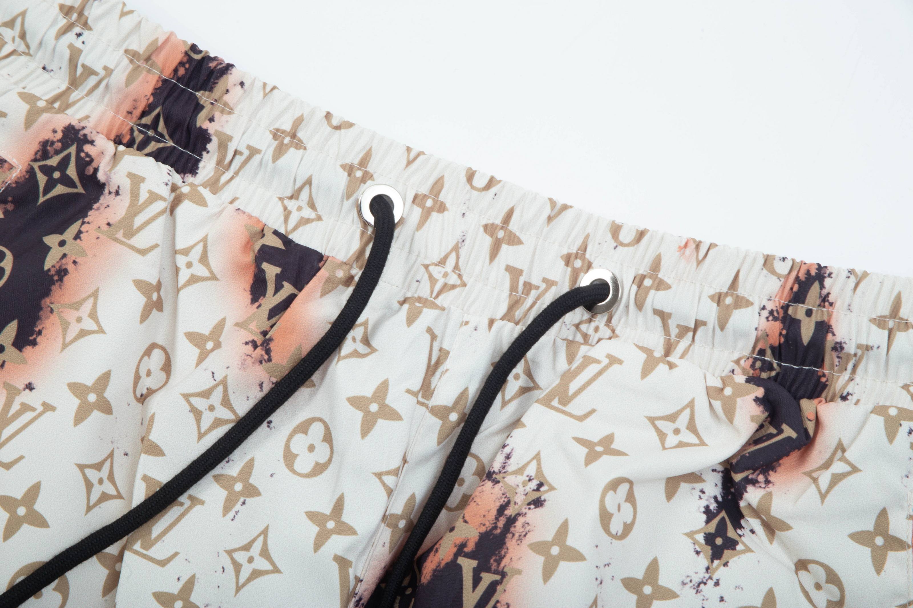 Design sense full print shorts Design sense full print shorts