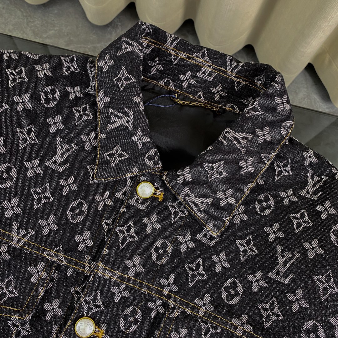 Classic full jacquard jackets Classic full jacquard jackets
