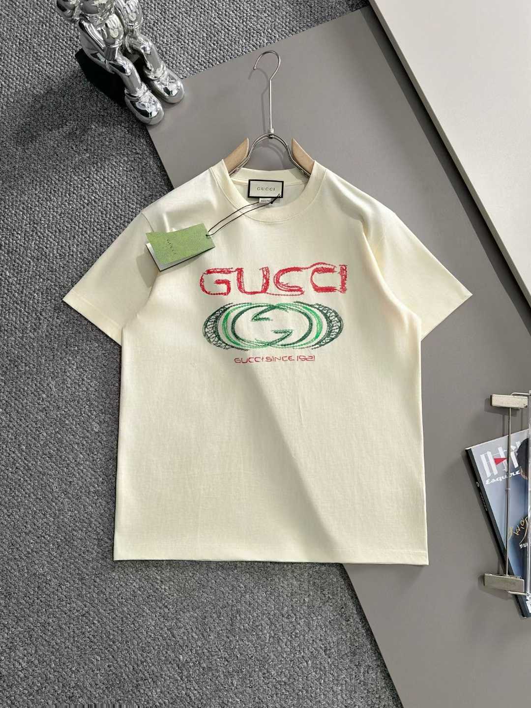 Classic print t-shirt Classic print t-shirt