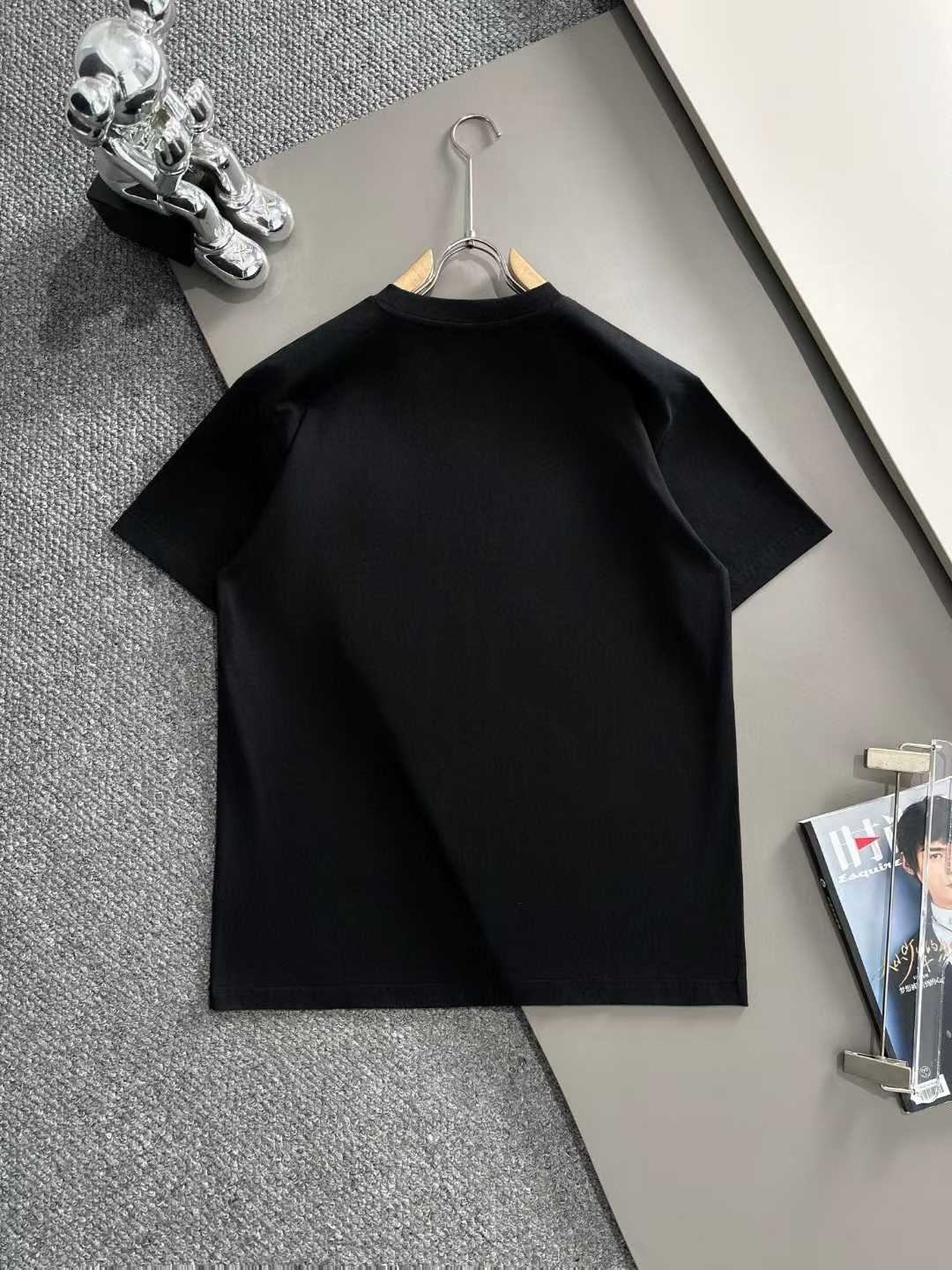 Classic print t-shirt Classic print t-shirt