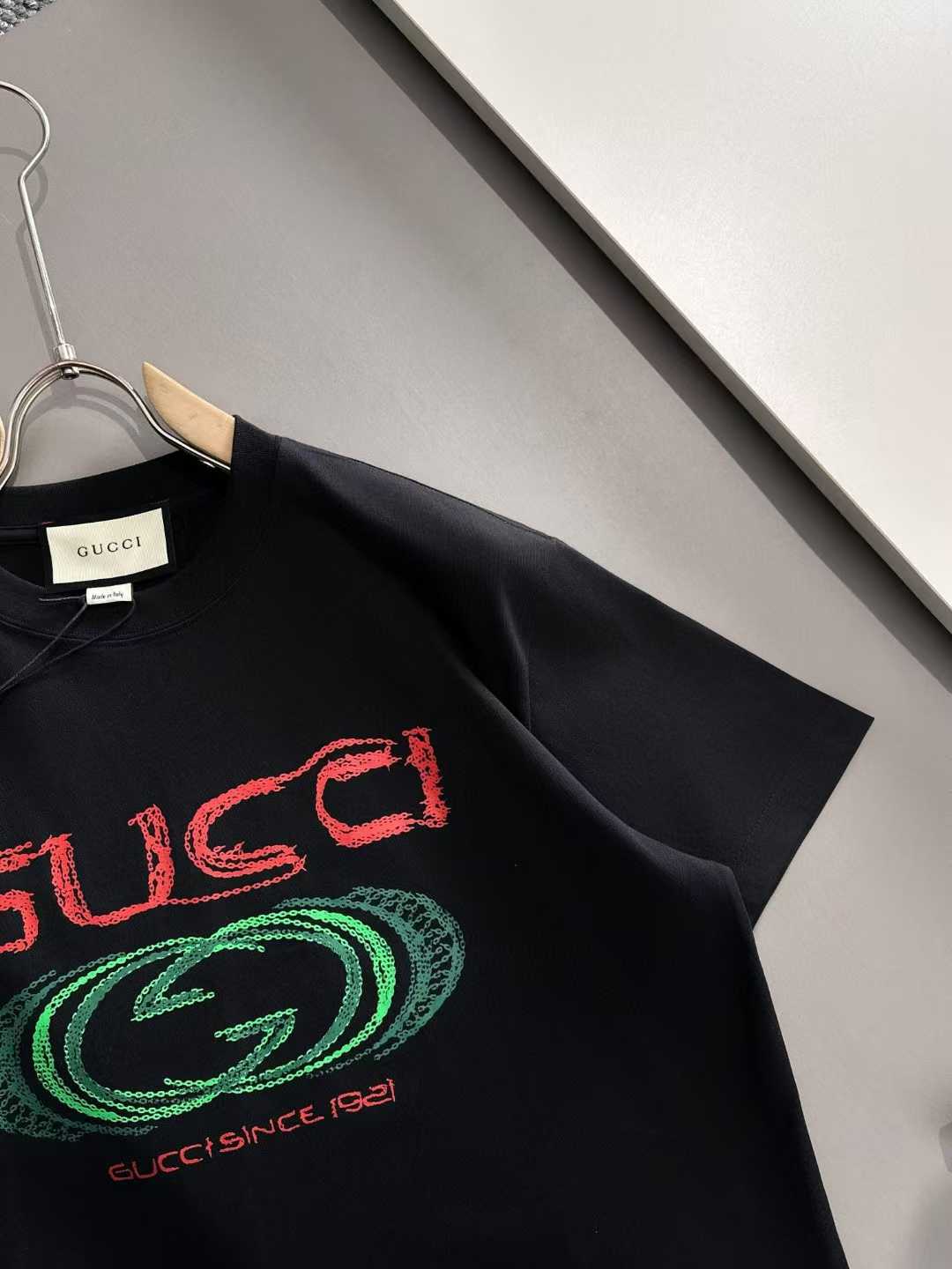 Classic print t-shirt Classic print t-shirt