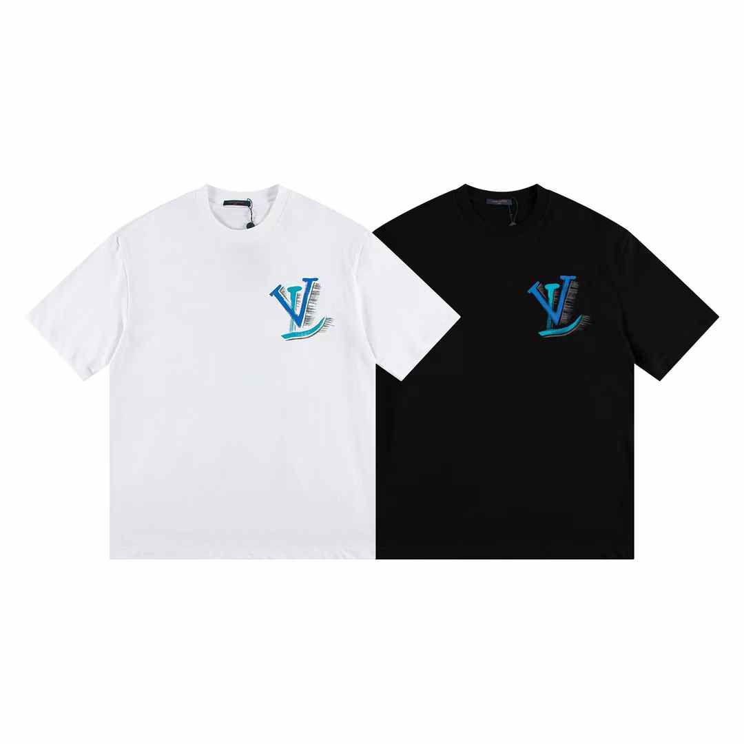 Artistic print t-shirt Artistic print t-shirt