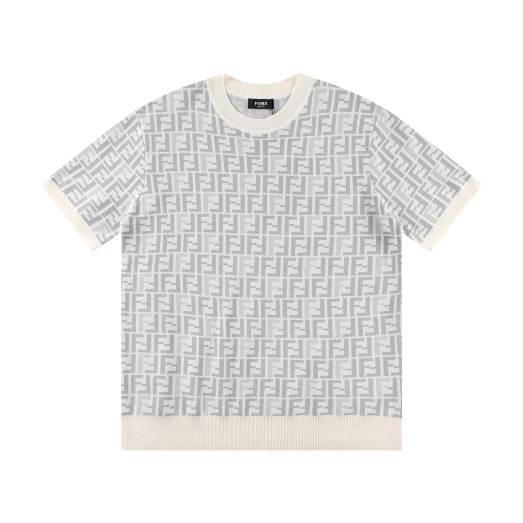 Short sleeved knitted t-shirt Short sleeved knitted t-shirt
