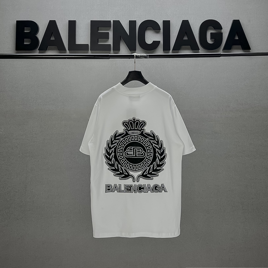 Summer new embroidery hot drill t-shirt Summer new embroidery hot drill t-shirt