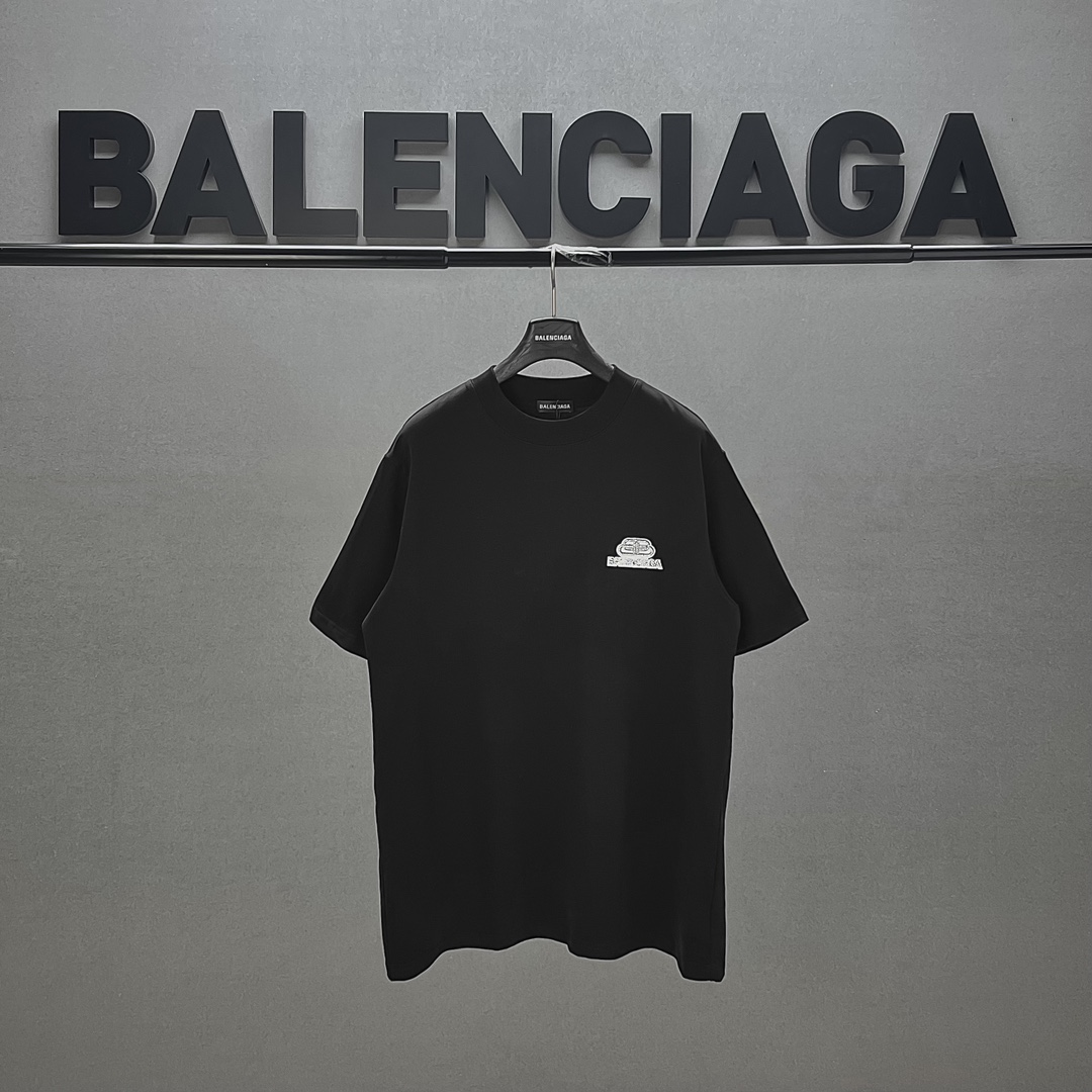 Summer new embroidery hot drill t-shirt Summer new embroidery hot drill t-shirt