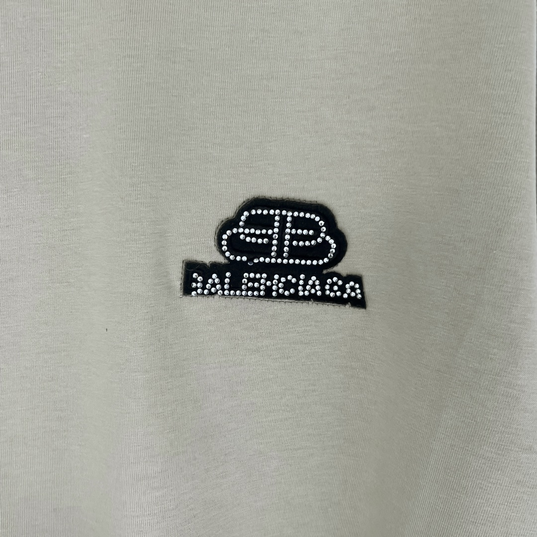 Summer new embroidery hot drill t-shirt Summer new embroidery hot drill t-shirt