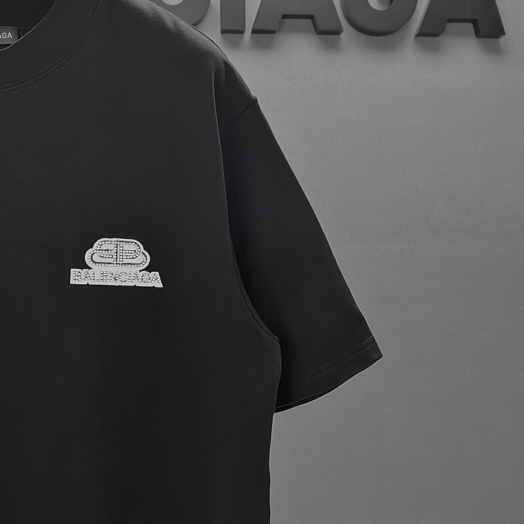 Summer new embroidery hot drill t-shirt Summer new embroidery hot drill t-shirt