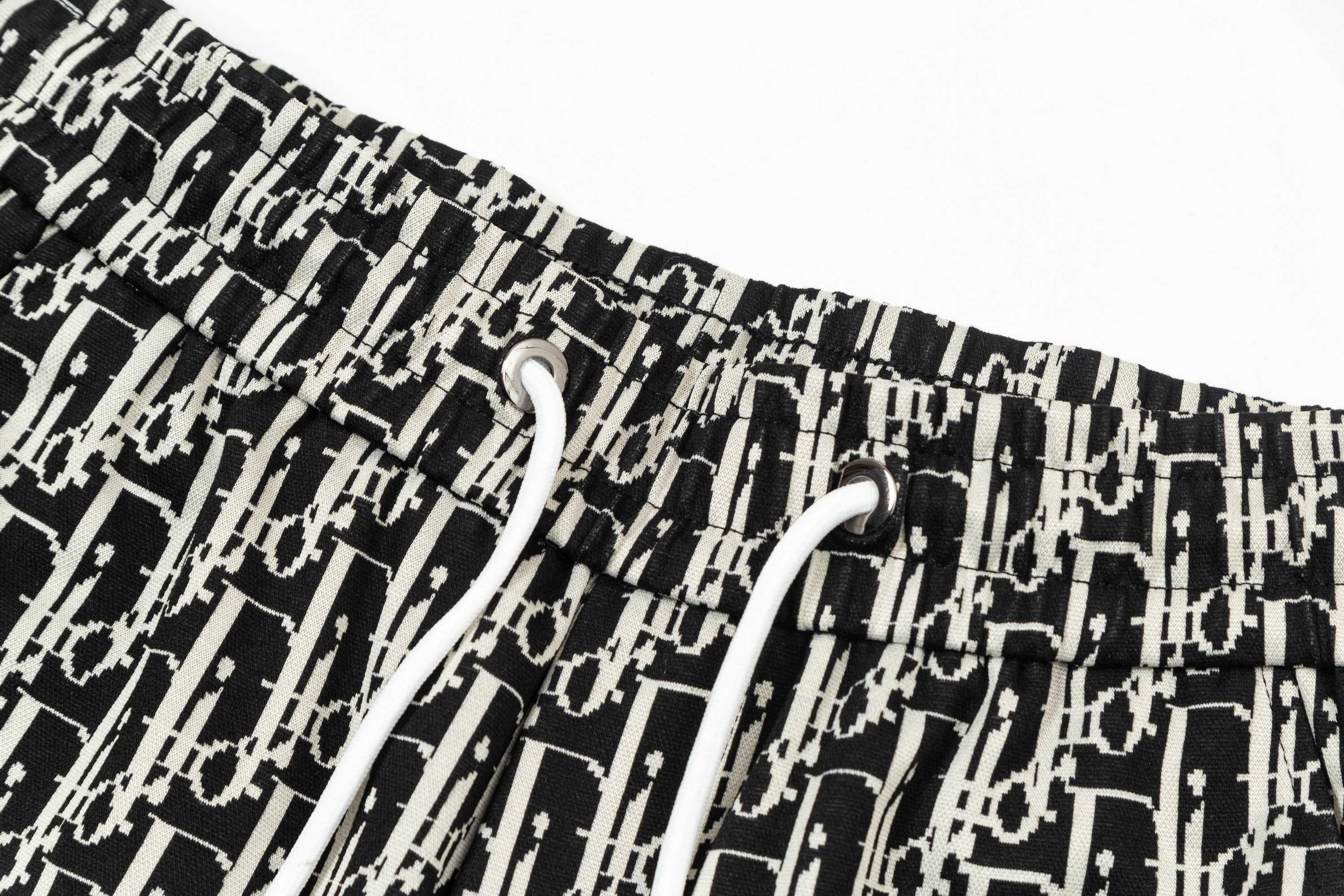 Full printed elastic casual shorts Full printed elastic casual shorts