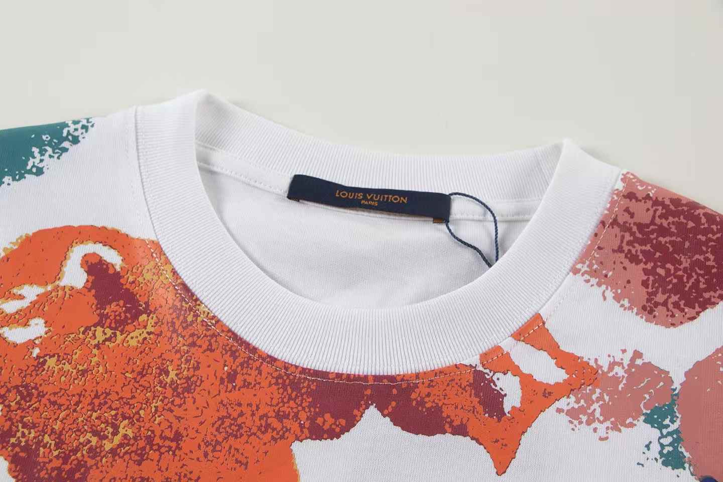 Ink splashing print t-shirt Ink splashing print t-shirt