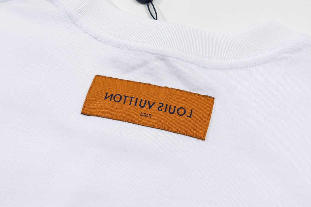 Colorful letters print t-shirt Colorful letters print t-shirt