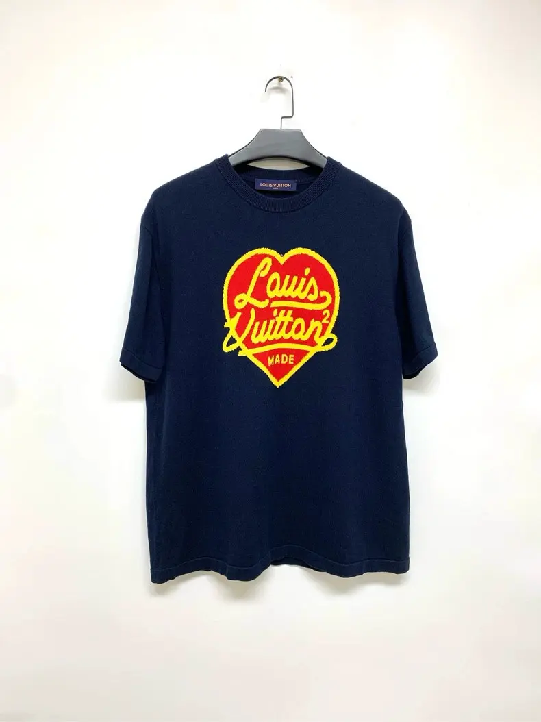 Heart printing t-shirt Heart printing t-shirt