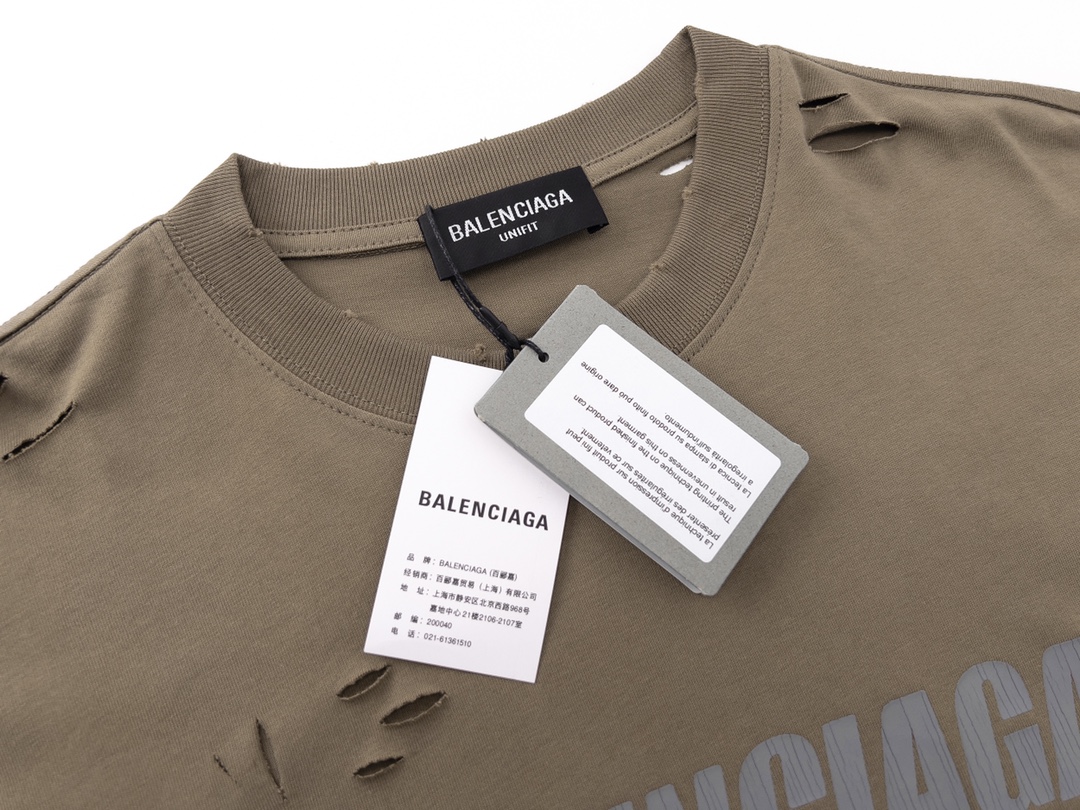 Classic logo hole t-shirt Classic logo hole t-shirt