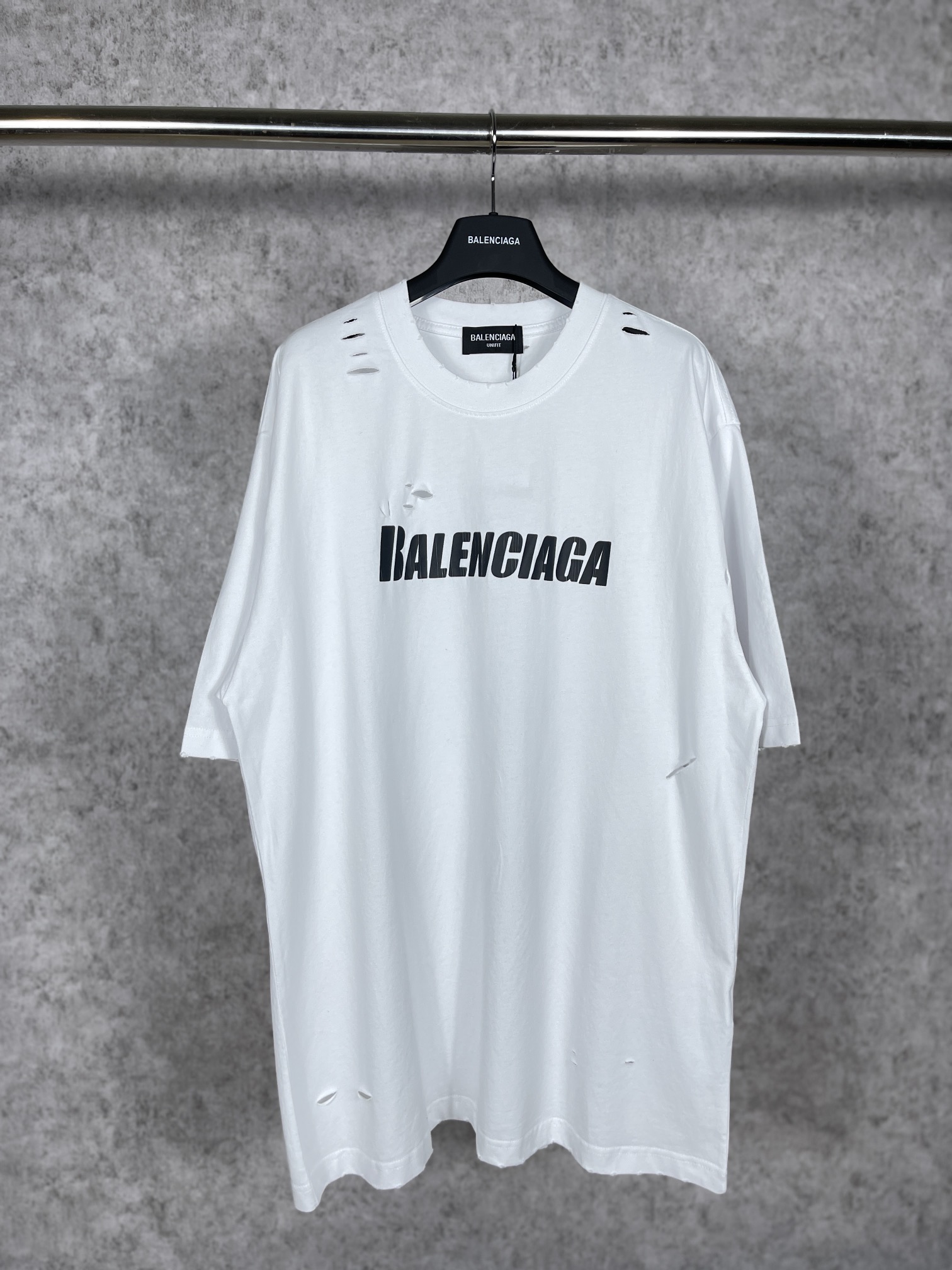 Classic logo hole t-shirt Classic logo hole t-shirt