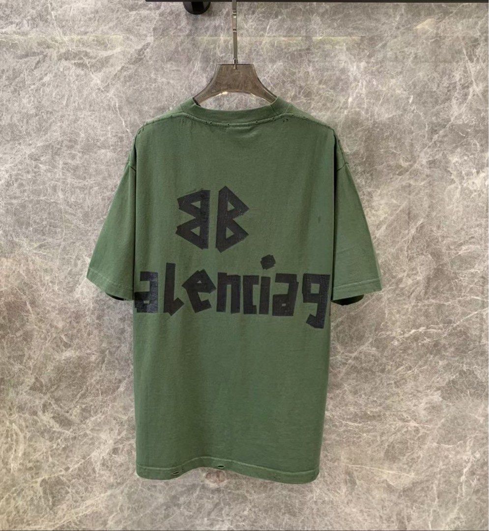 Large logo print t-shirt Large logo print t-shirt