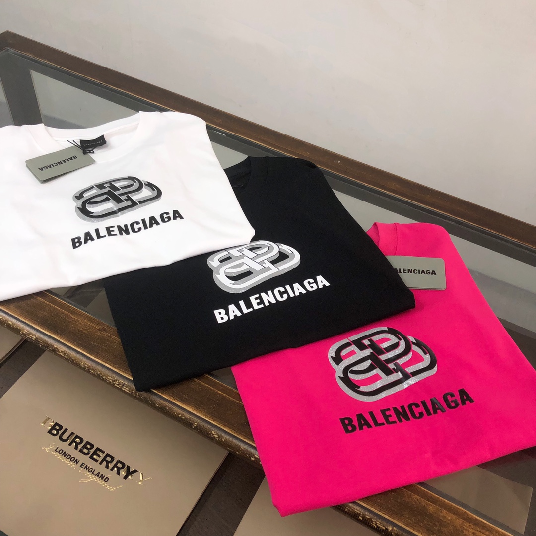 Classic print t-shirt Classic print t-shirt