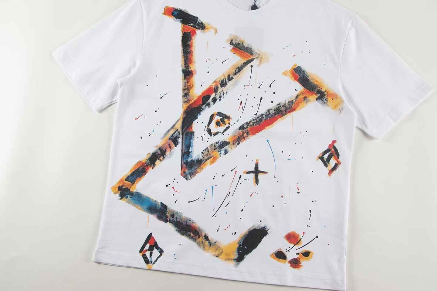 New colorful print t-shirt New colorful print t-shirt