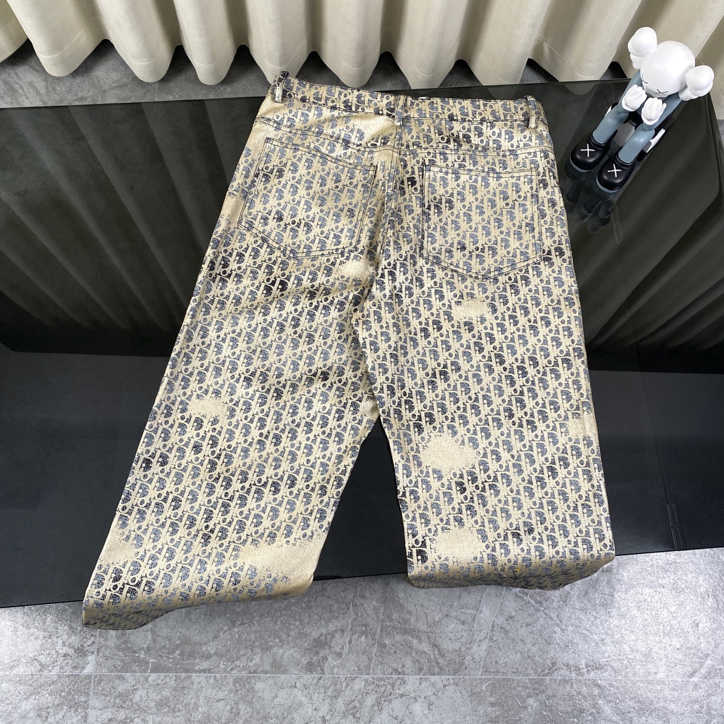 High craft gold stamping full print jeans High craft gold stamping full print jeans