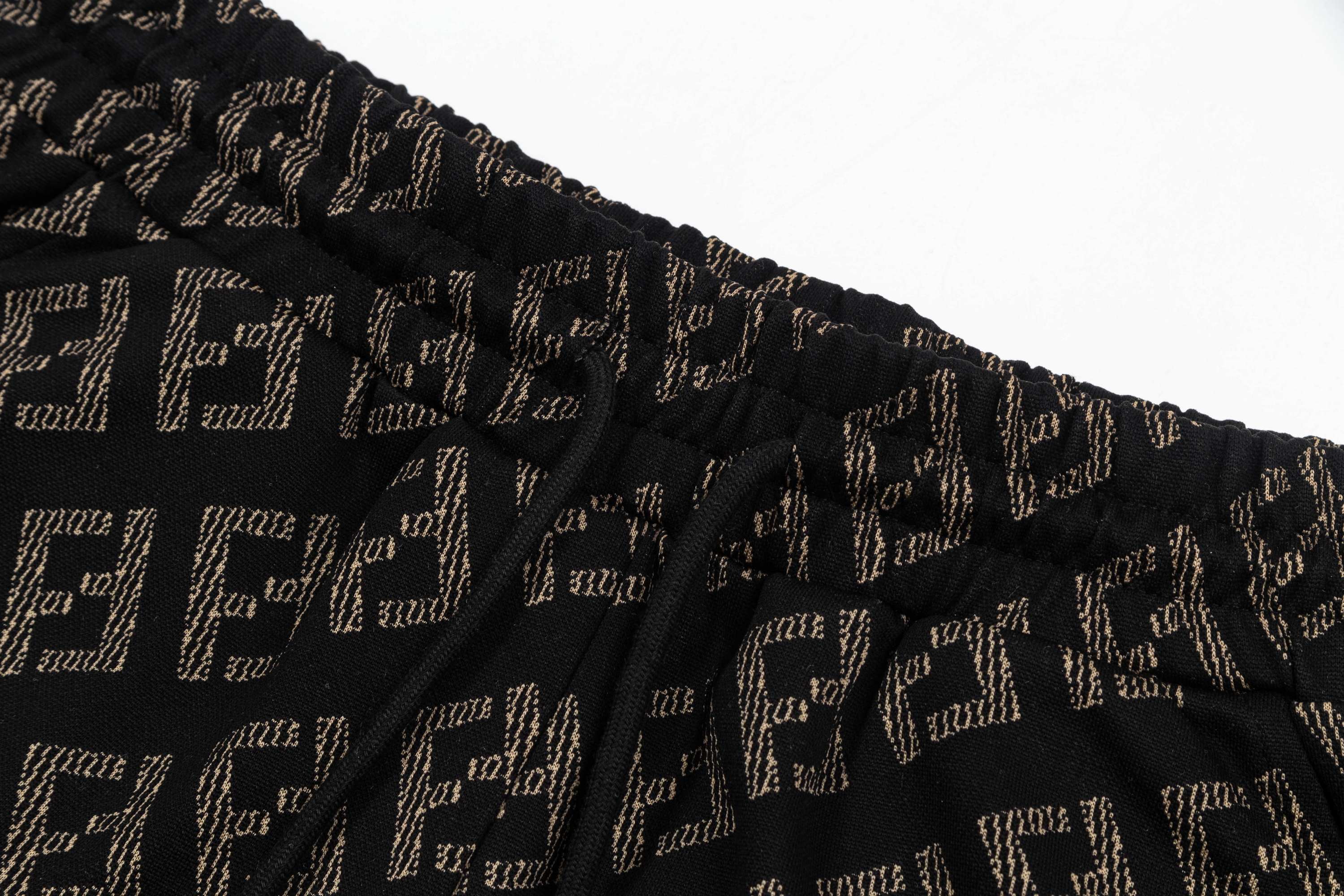 Summer new full logo knitted shorts Summer new full logo knitted shorts