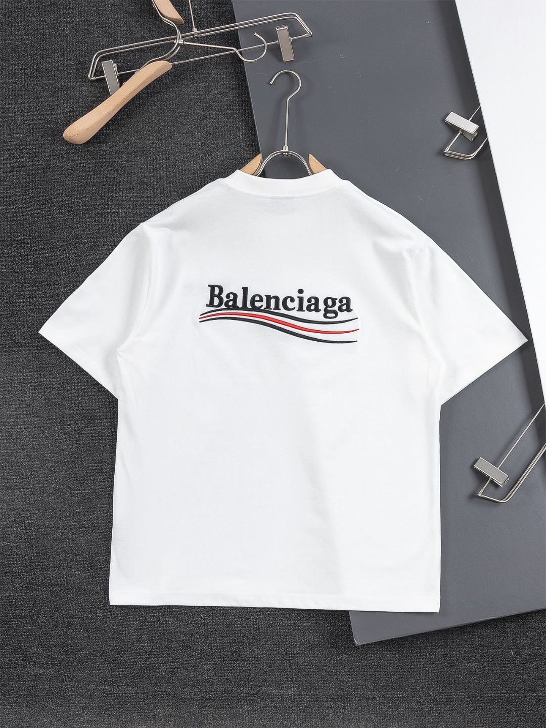 Classic t-shirt Classic t-shirt