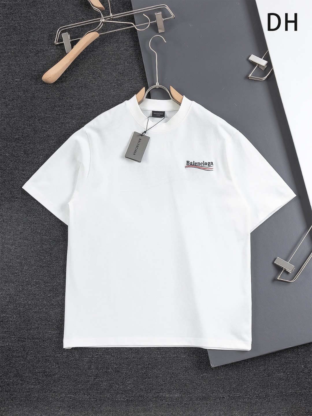 Classic t-shirt Classic t-shirt
