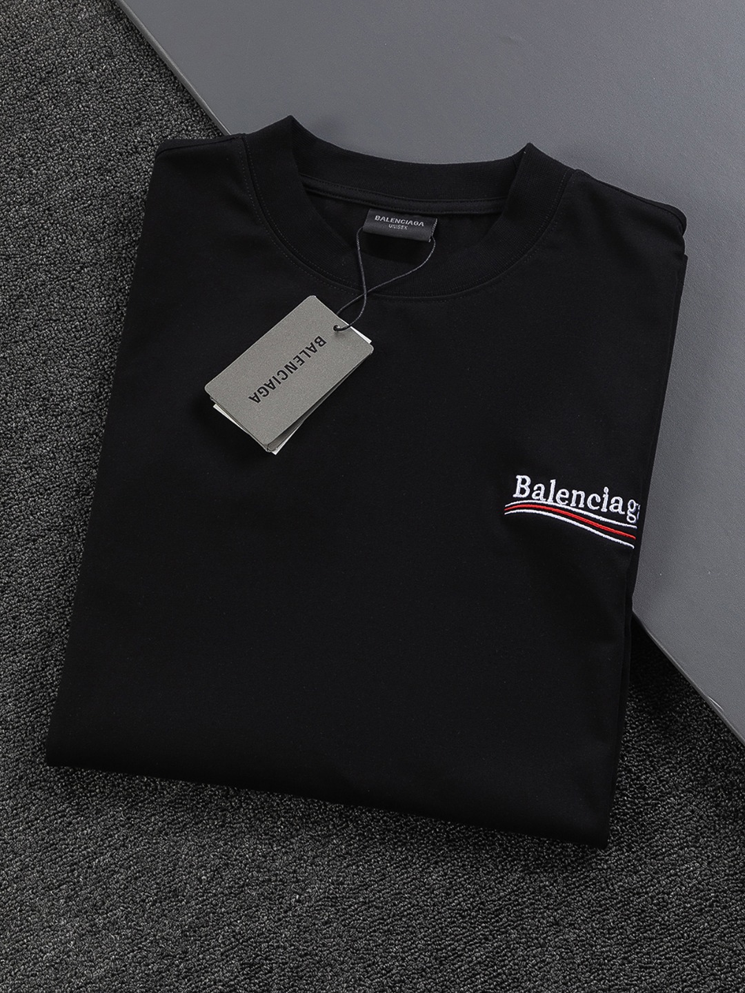 Classic t-shirt Classic t-shirt