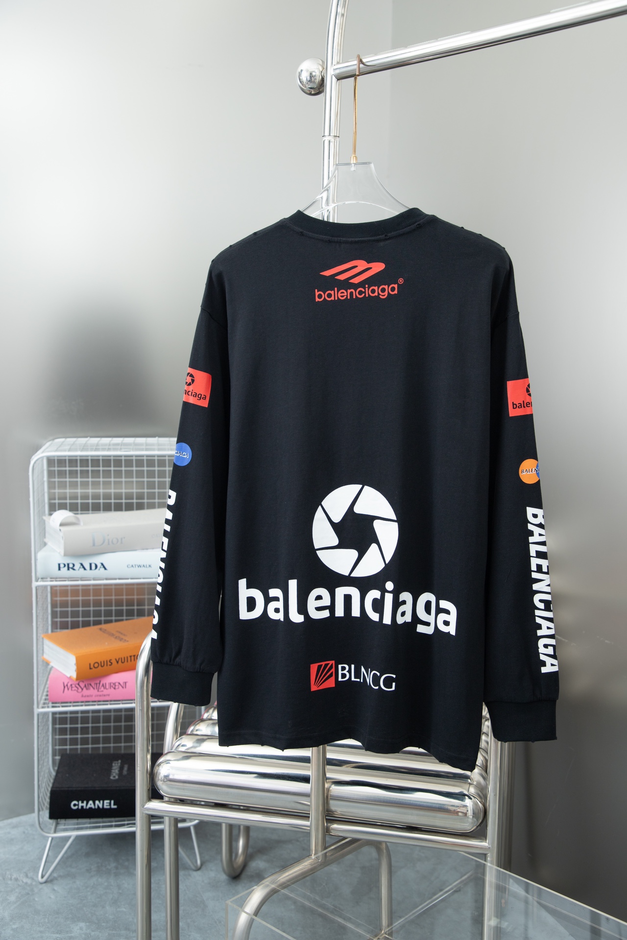New printed long sleeve T-shirt New printed long sleeve T-shirt