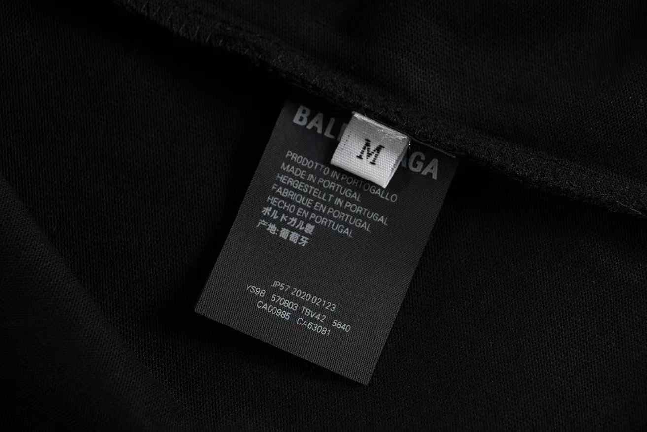 Letter print t-shirt Letter print t-shirt