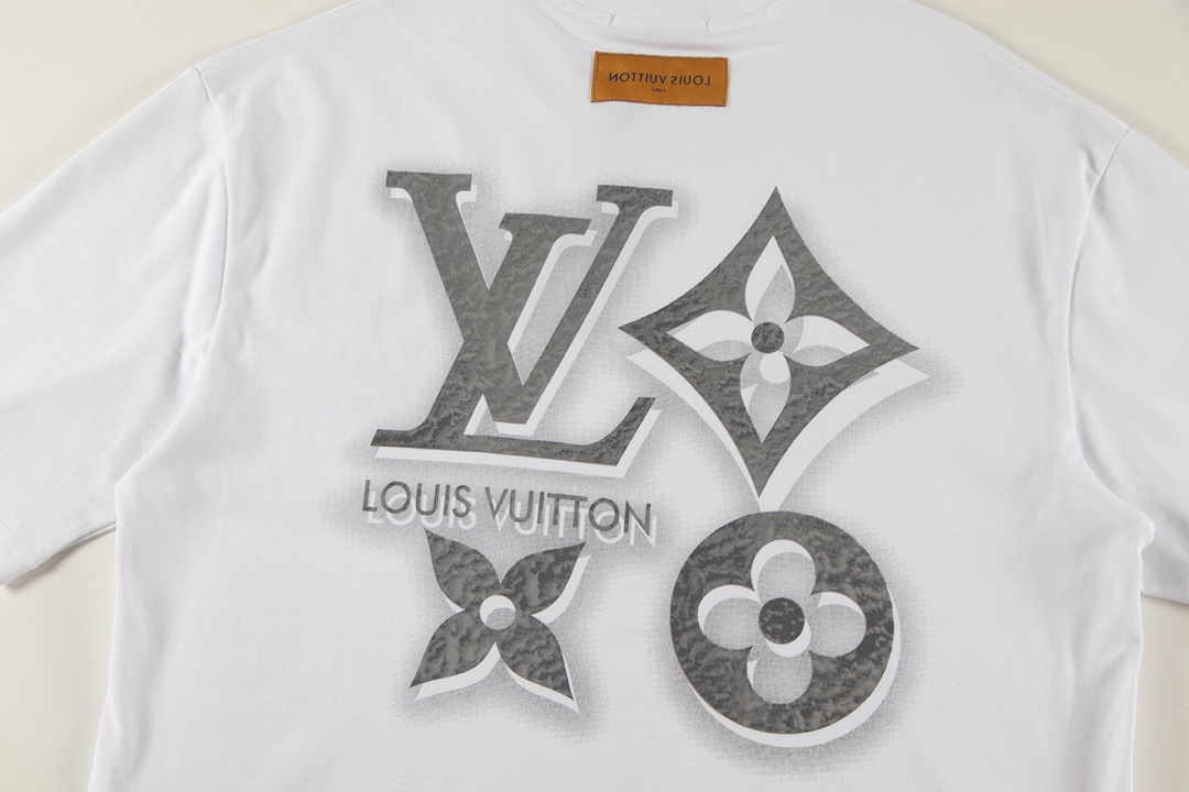 New printed t-shirt New printed t-shirt