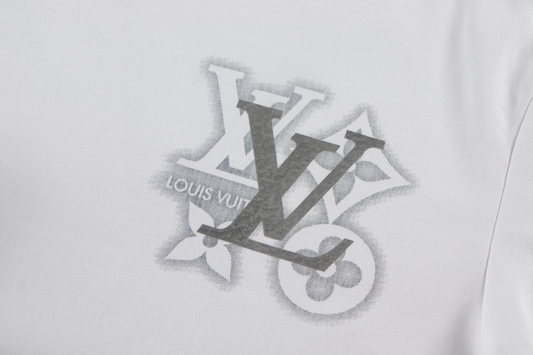 New printed t-shirt New printed t-shirt