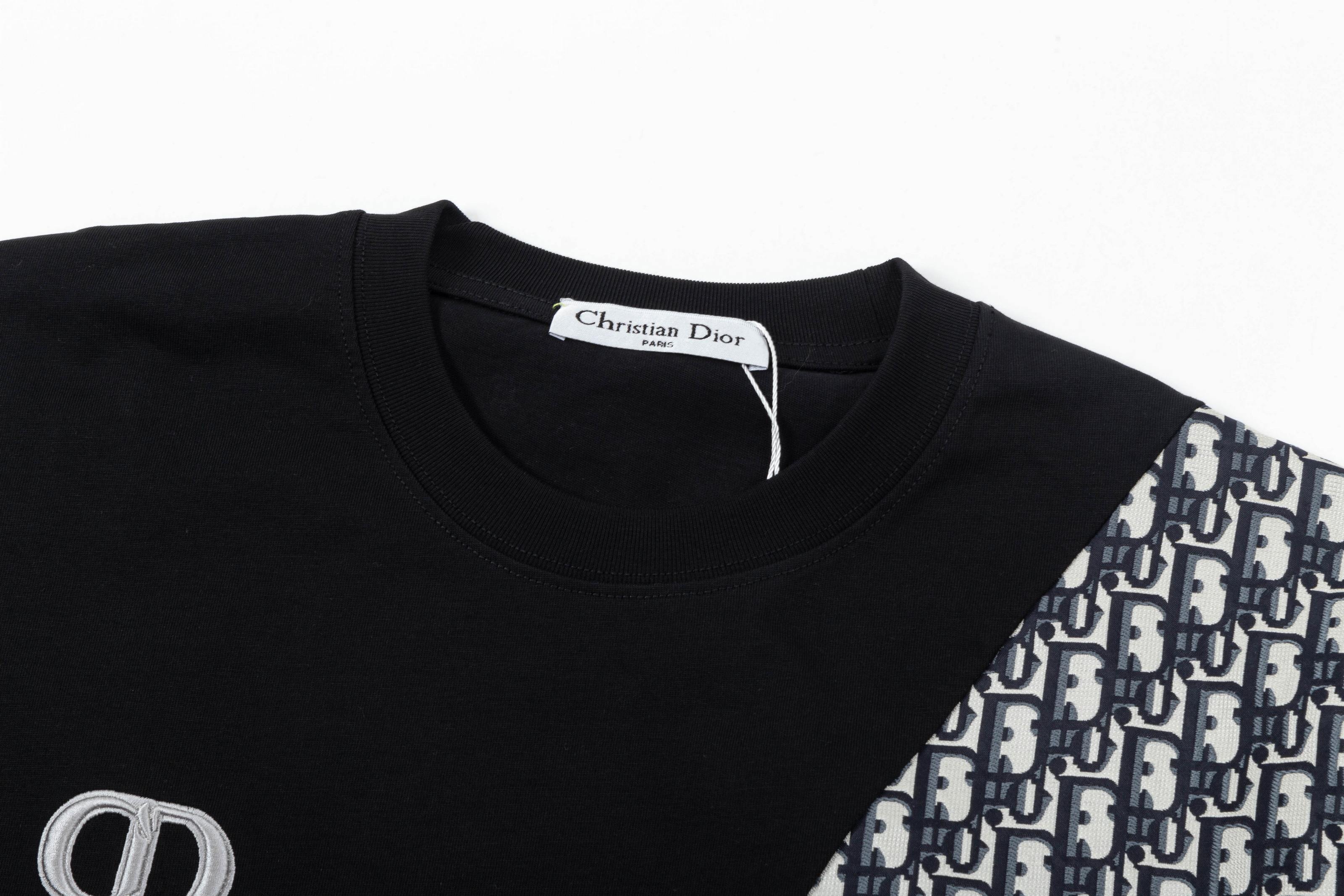 2025ss embroidered splicing t-shirt 2025ss embroidered splicing t-shirt