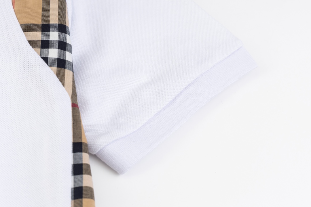 Plaid splicing embroidery polo shirt Plaid splicing embroidery polo shirt
