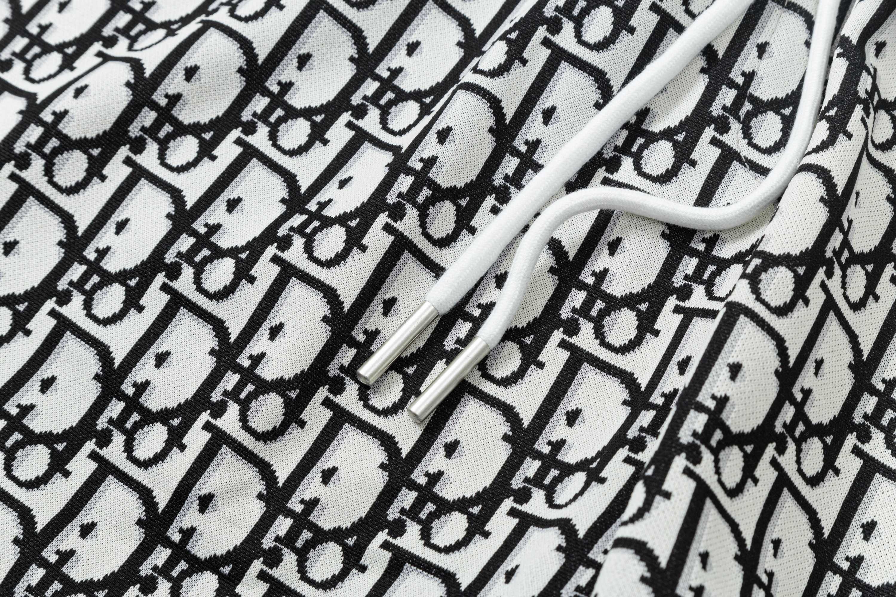 New full logo knitted shorts New full logo knitted shorts