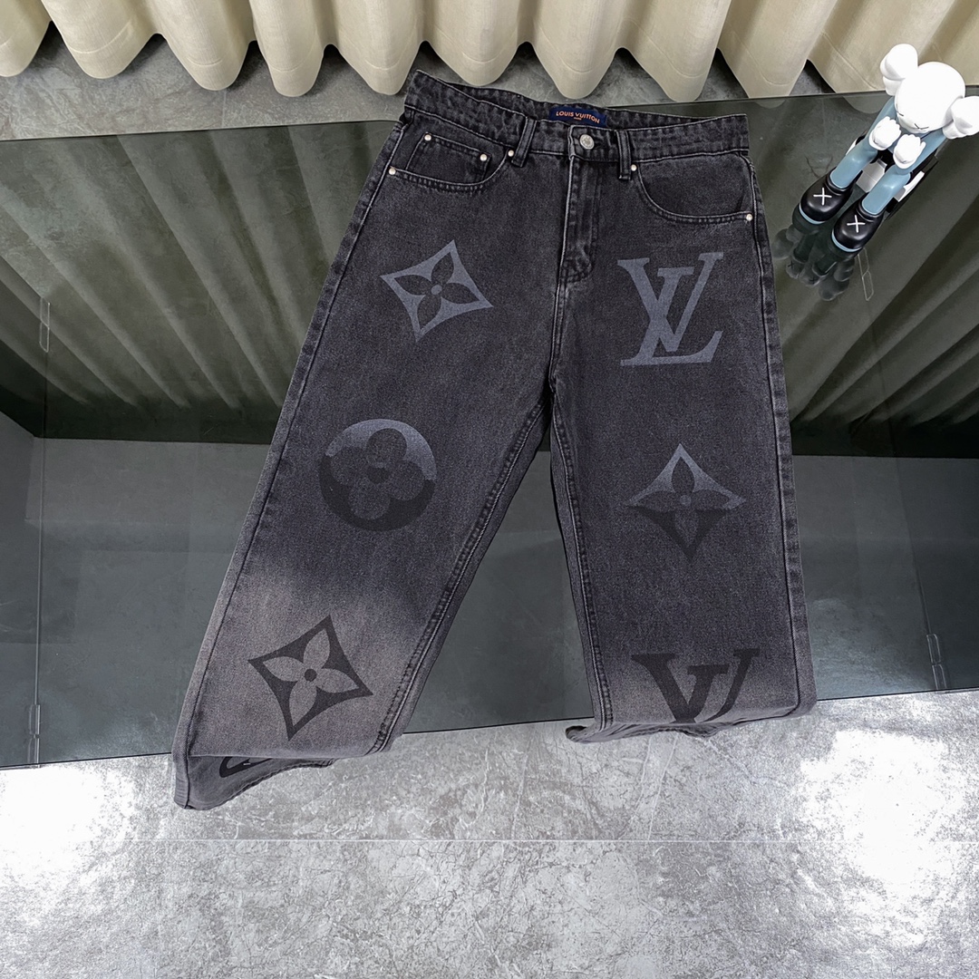 Gradient color big letter jeans Gradient color big letter jeans
