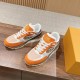 Limited color matching sneakers Limited color matching sneakers