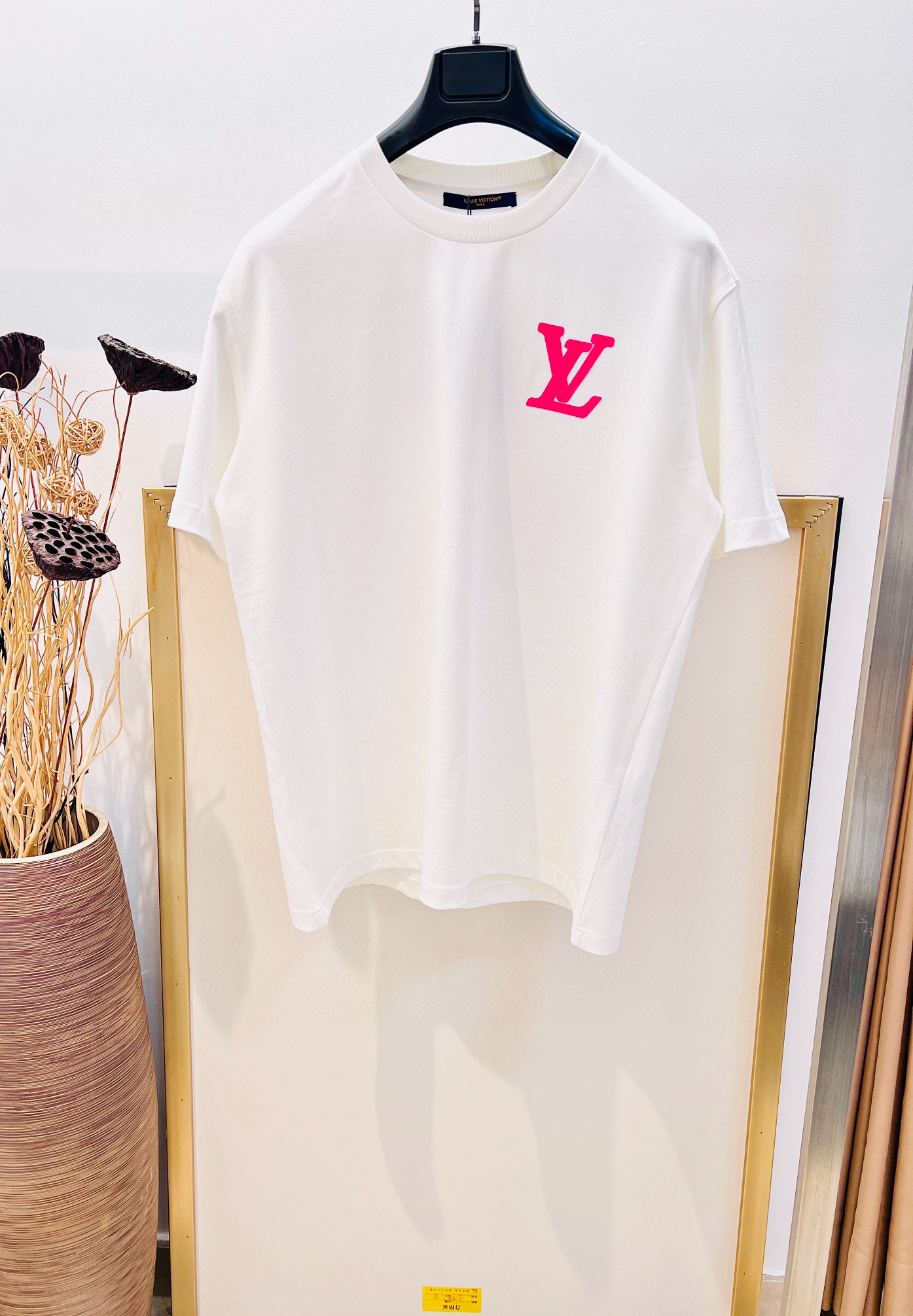 New classic embroidery t-shirt New classic embroidery t-shirt