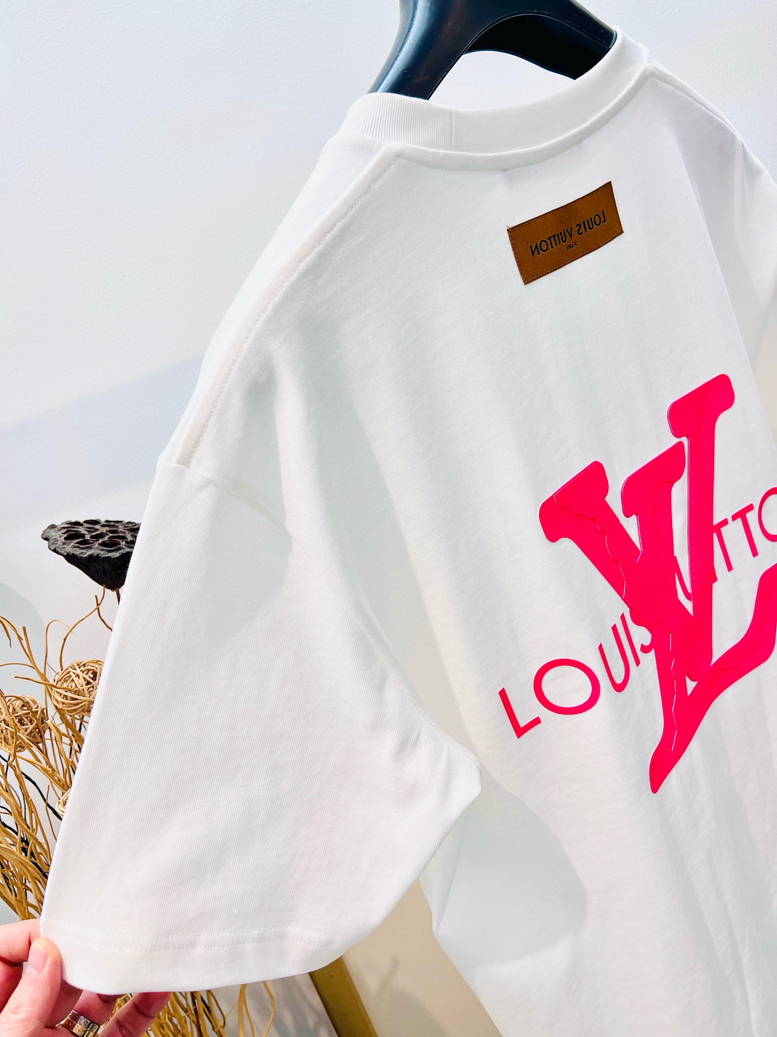 New classic embroidery t-shirt New classic embroidery t-shirt