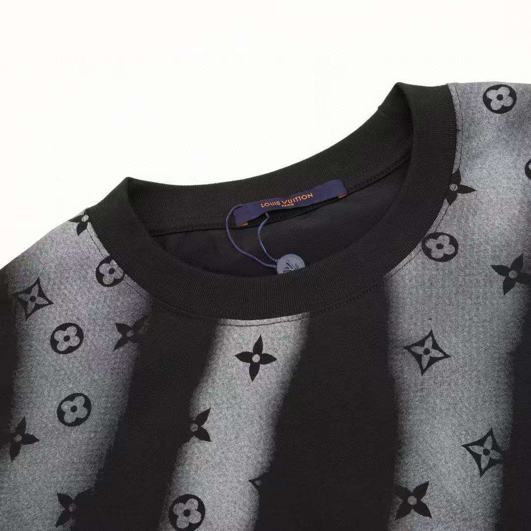 Full print gradation t-shirt Full print gradation t-shirt