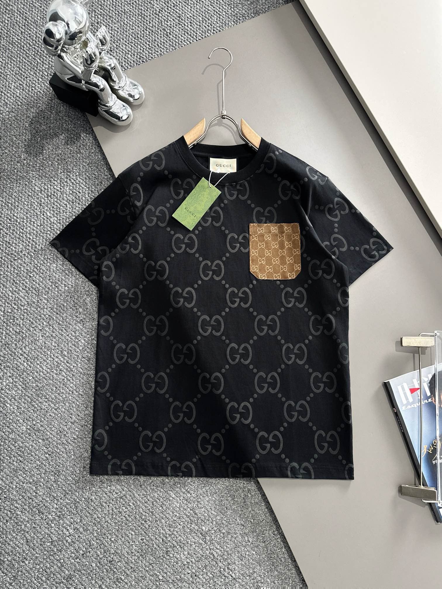 Full print with pocket t-shirt Full print with pocket t-shirt