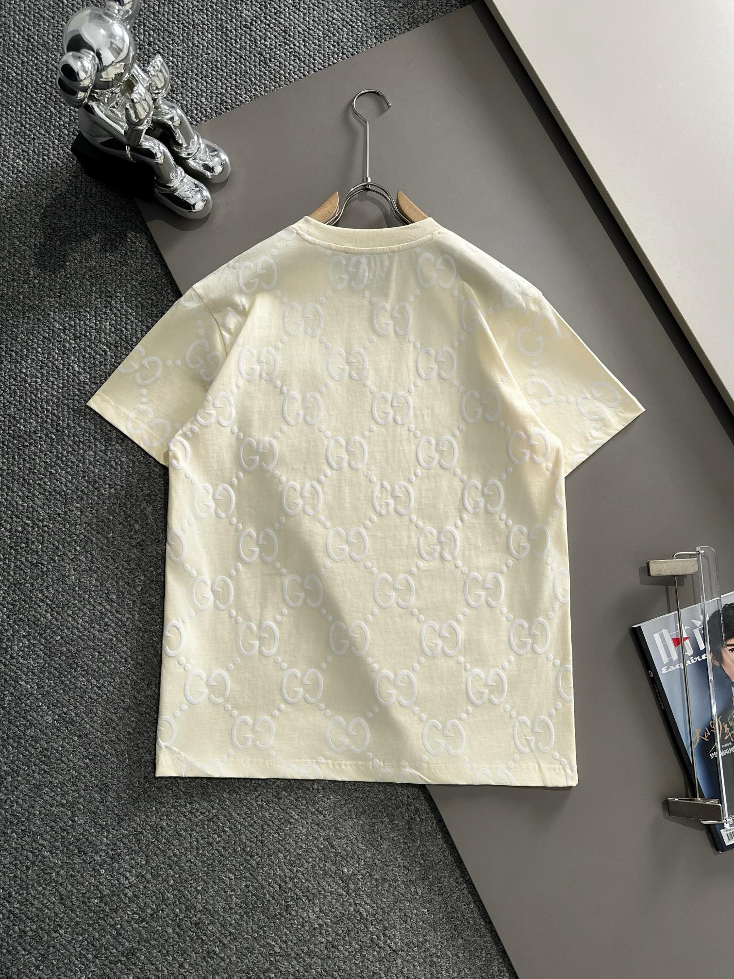Full print with pocket t-shirt Full print with pocket t-shirt