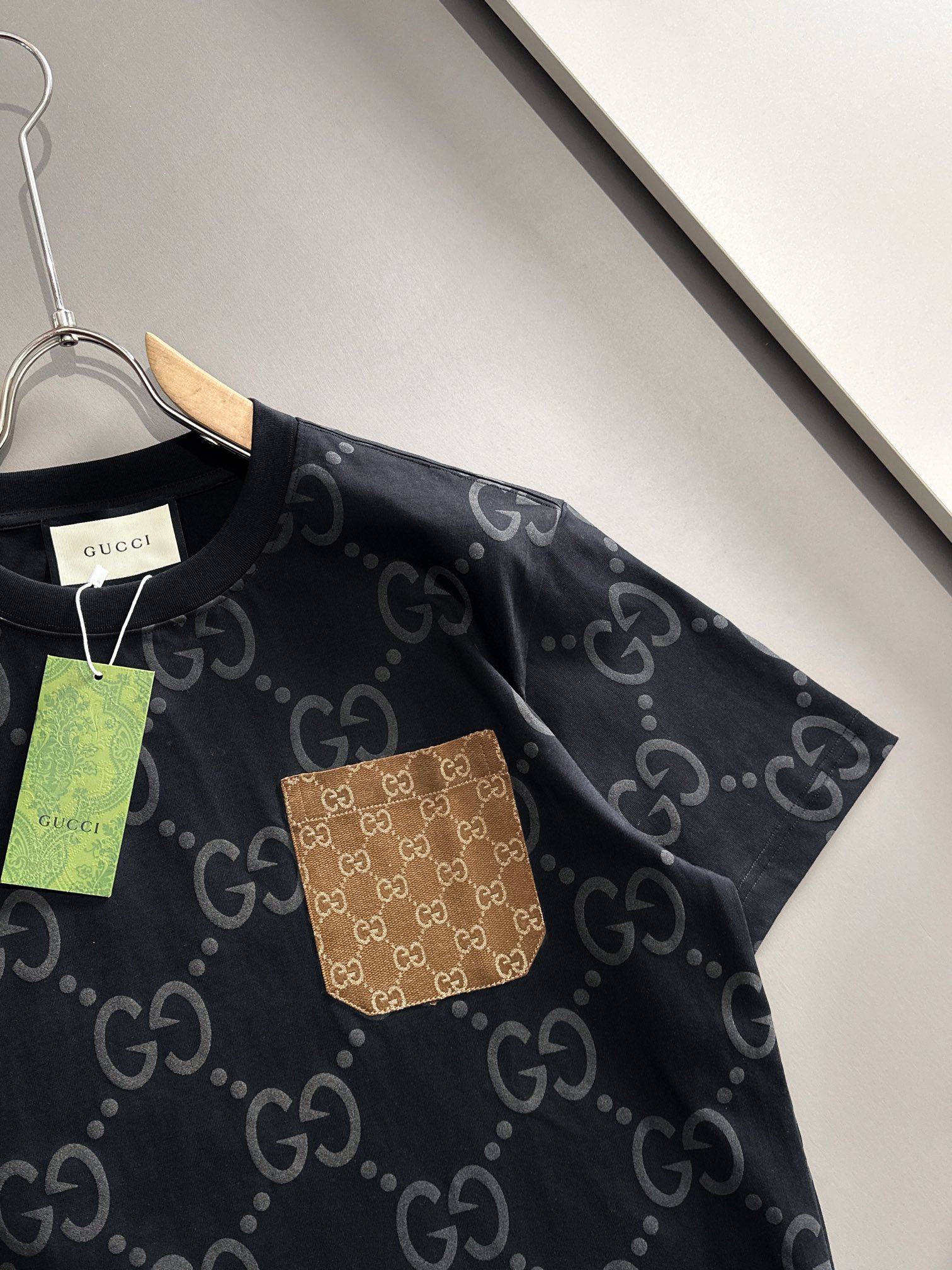 Full print with pocket t-shirt Full print with pocket t-shirt