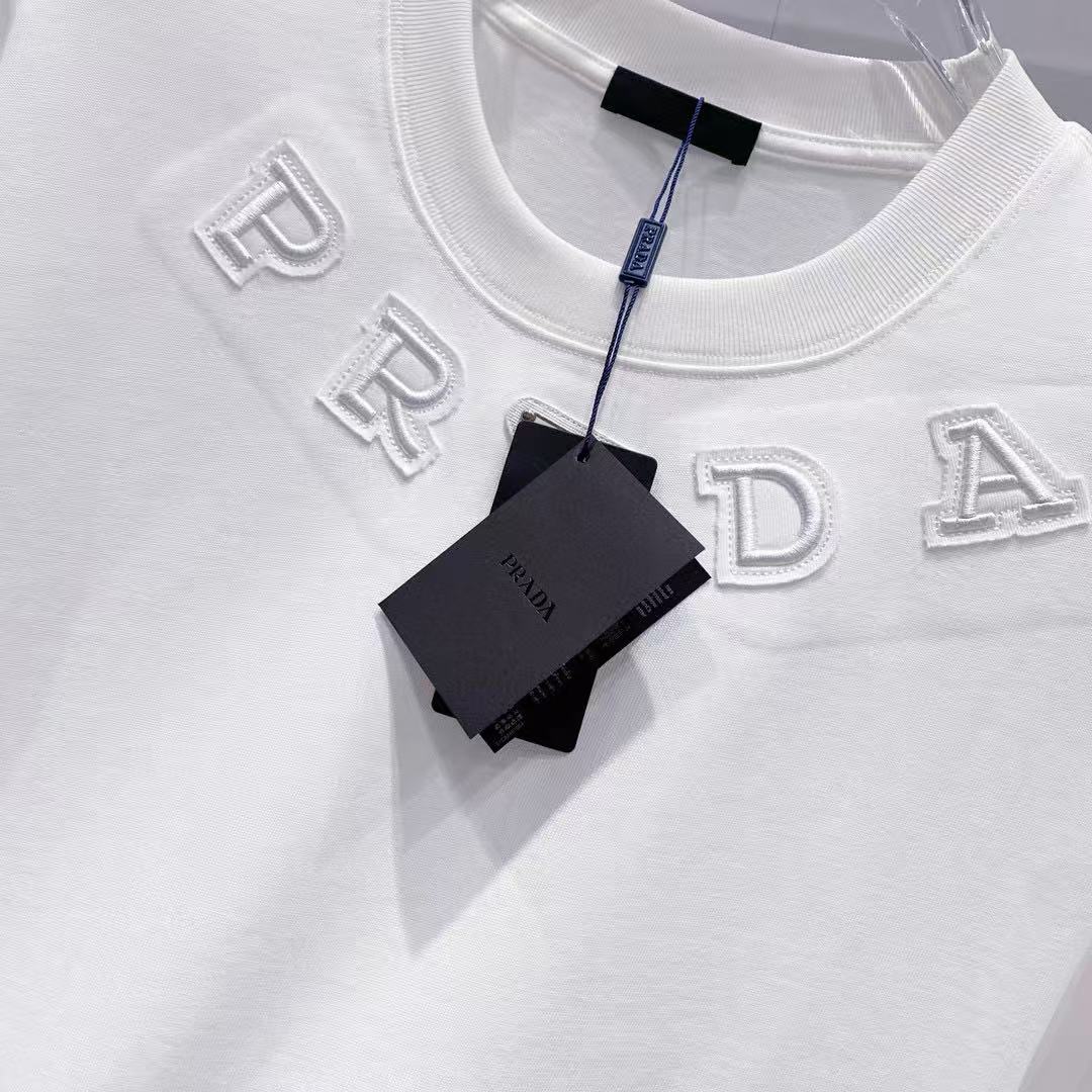 High quality craftsmanship metal logo t-shirt High quality craftsmanship metal logo t-shirt