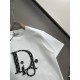 Classic pattern embroidery t-shirt Classic pattern embroidery t-shirt
