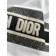 Classic pattern embroidery t-shirt Classic pattern embroidery t-shirt