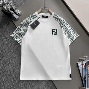 Fashion embroidery t-shirt