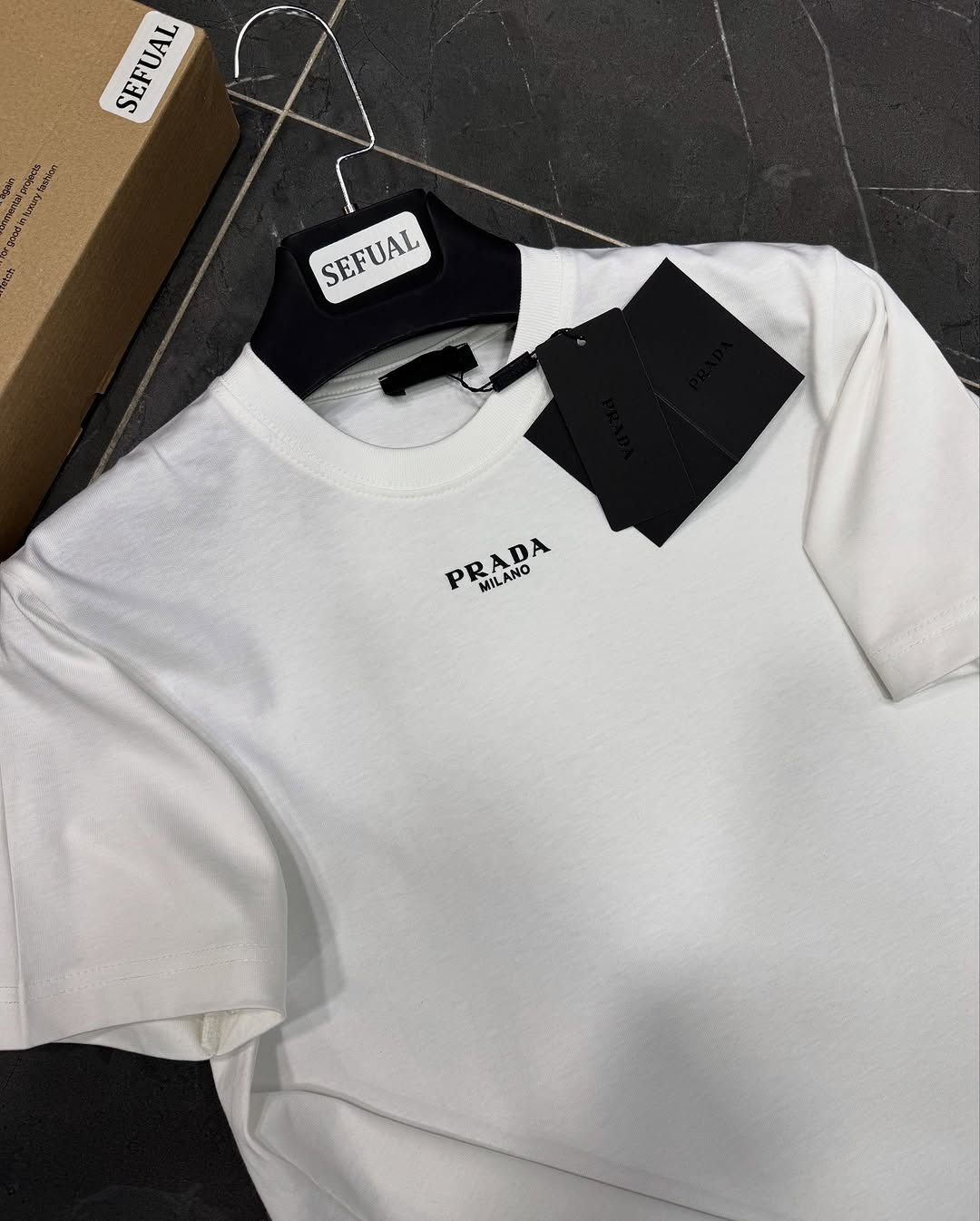 Simple style print t-shirt Simple style print t-shirt