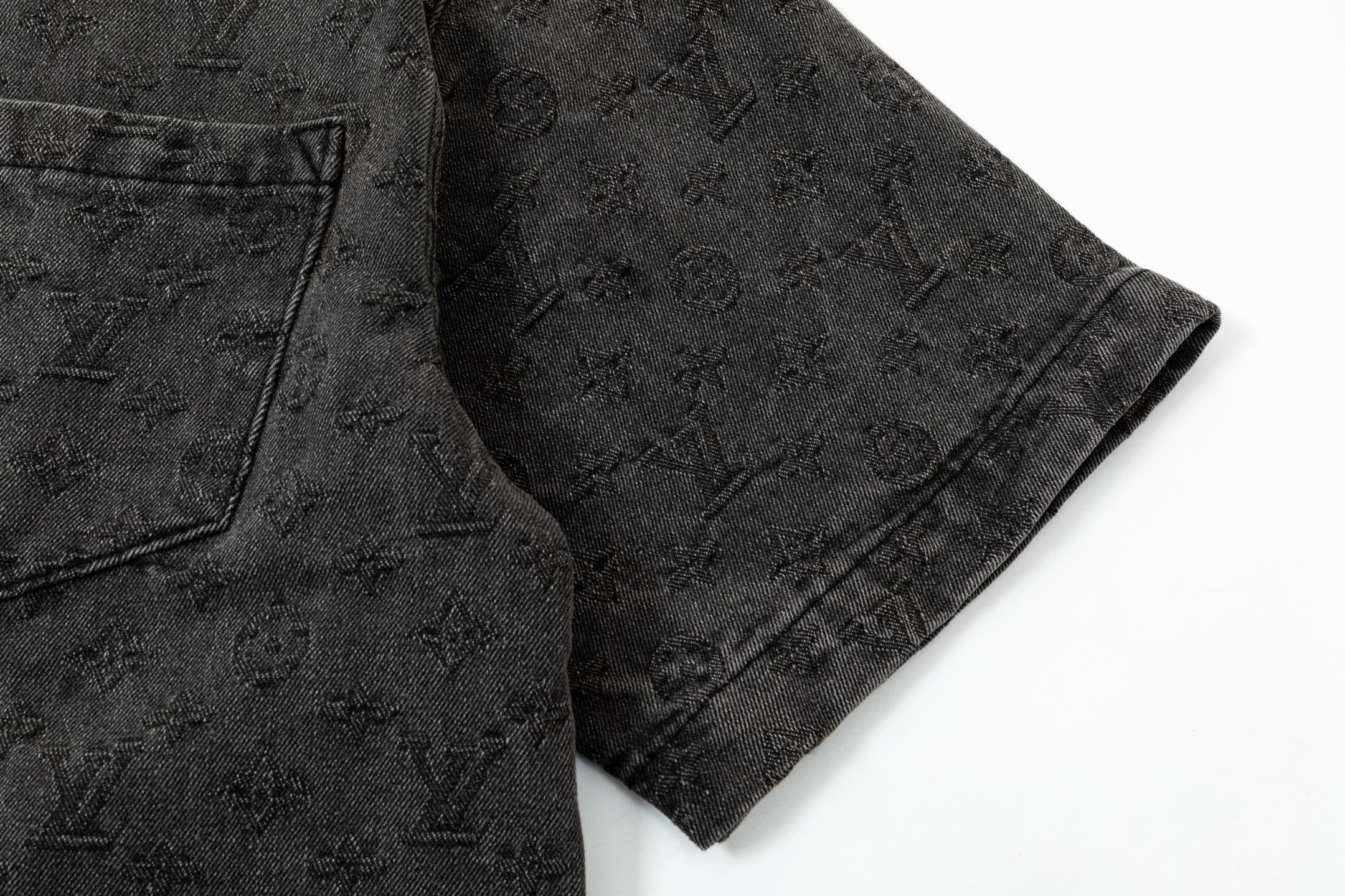 Full print jacquard denim short-sleeved shirt Full print jacquard denim short-sleeved shirt